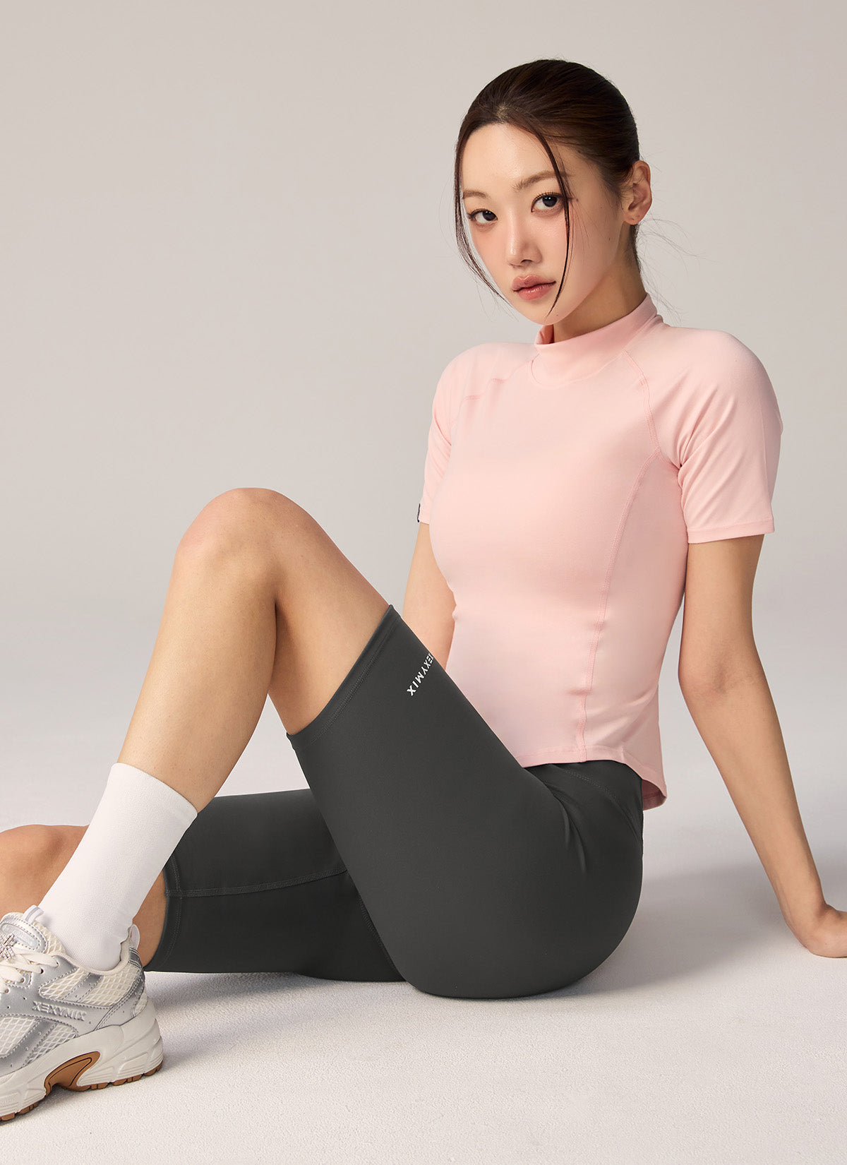 Peach-Like微立領修身保暖短袖上衣｜共10色｜XWFST04J3