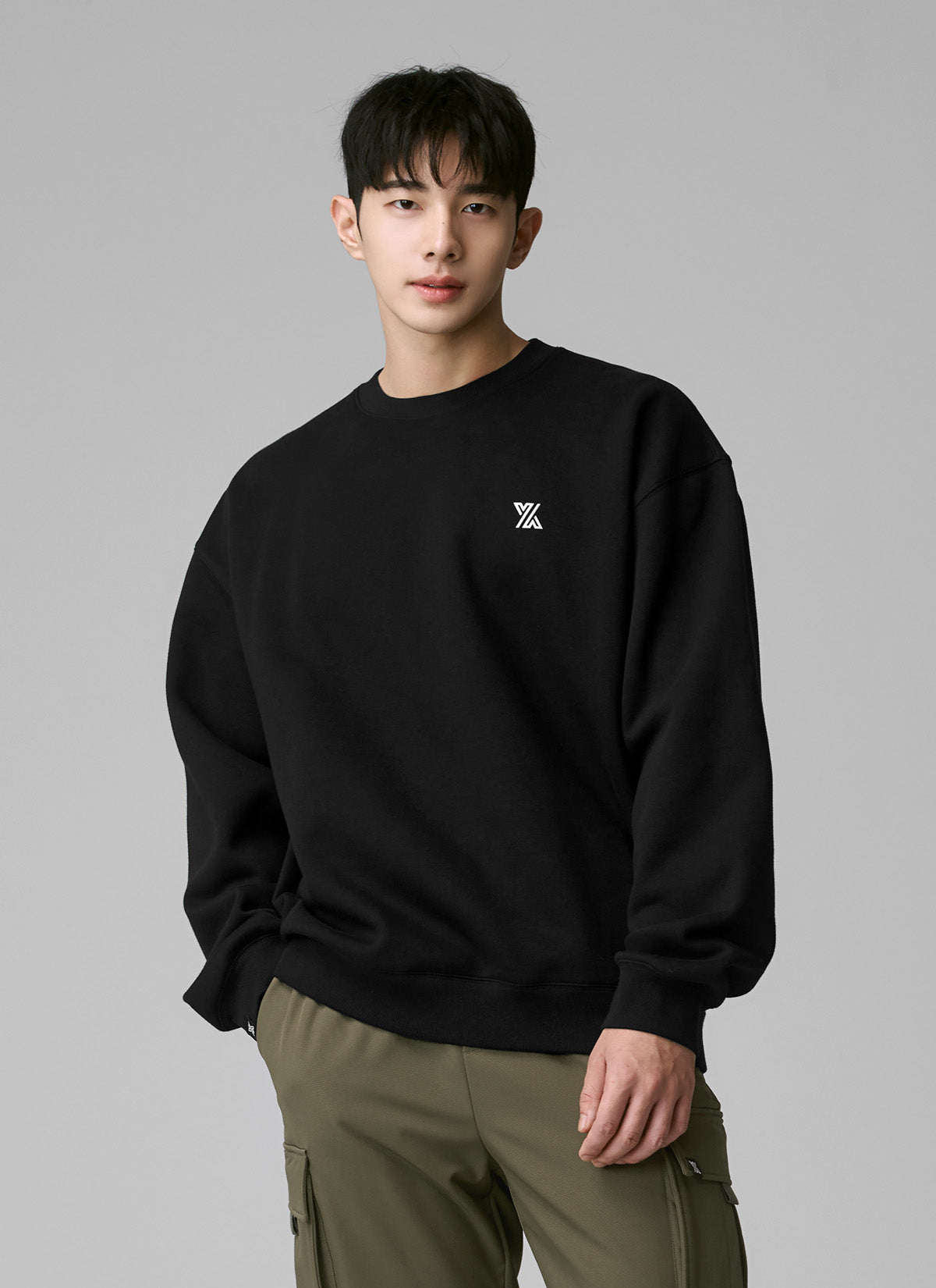Essential X標誌圓領拉絨大學TEE｜共4色｜XTMMT10J3