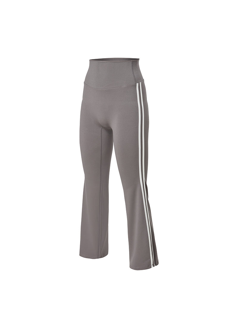 [SET]涼感輕羽毛OverFit短袖上衣&Comfort 雙線靴型喇叭褲