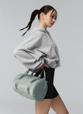 Glossy 2 Ways 光感圓筒包｜共3色｜XUK5AB1619