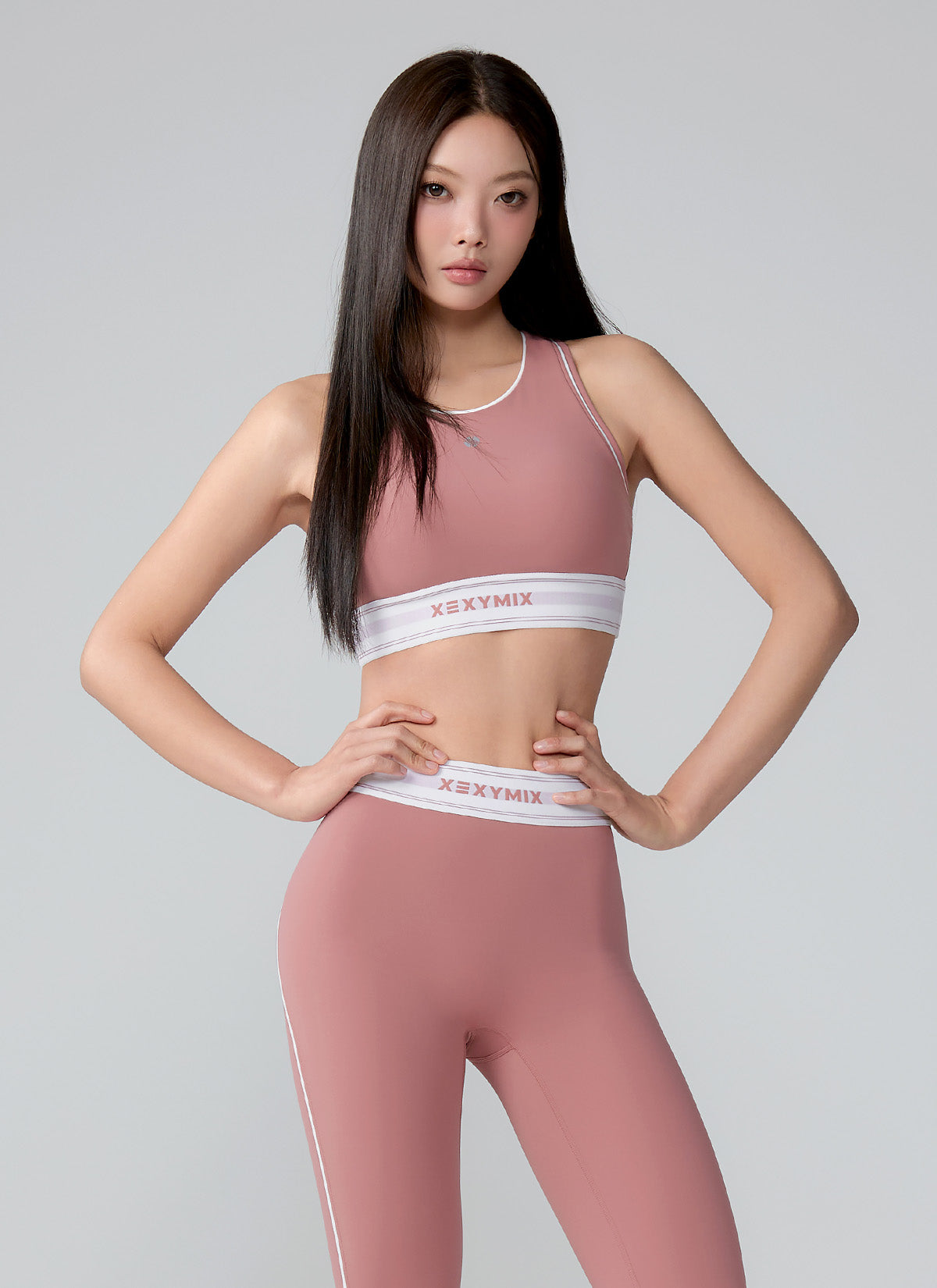 Active Fit 黑標360N柔彈美感文字下襬運動背心上衣｜共5色｜XWFBR16J3