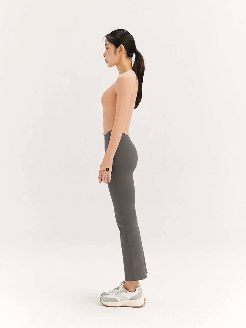 黑標360N 全方位柔彈美感靴型喇叭保暖褲｜共11色｜XP9217G