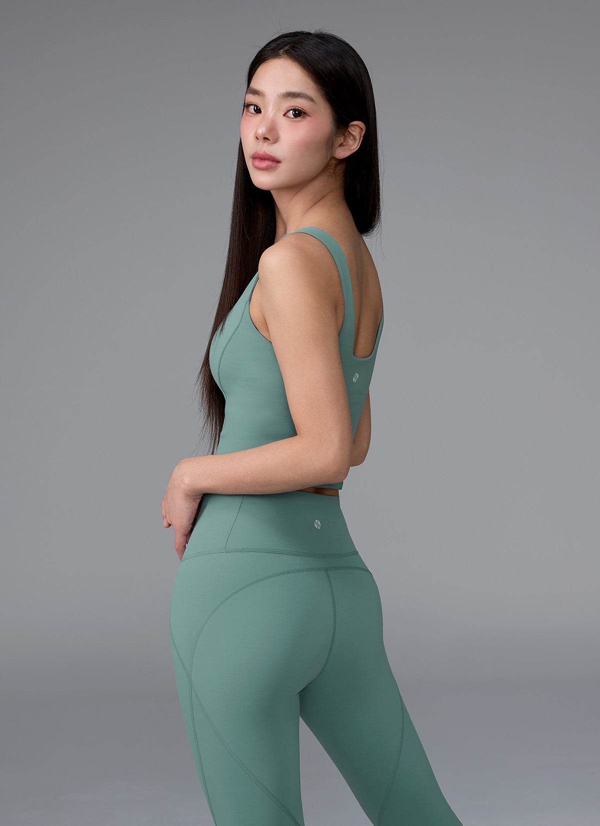 黑標380N 超全方位柔韌美胸運動上衣｜共21色｜XT4205F